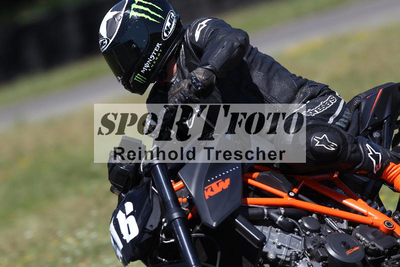 Archiv-2022/38 11.07.2022 Plüss Moto Sport ADR/Freies Fahren/116